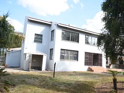 6 Bedroom House For Sale in Akasia - Djt1.webp