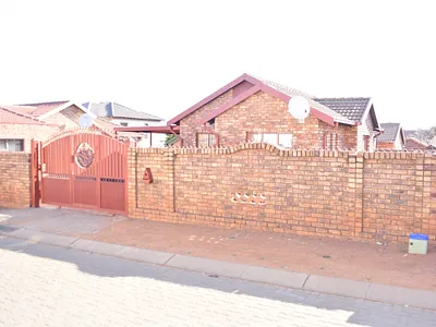 3 Bedroom House For Sale in Pretoria - MLm0.webp