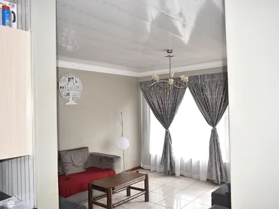 2 Bedroom Apartment For Sale in Akasia - img