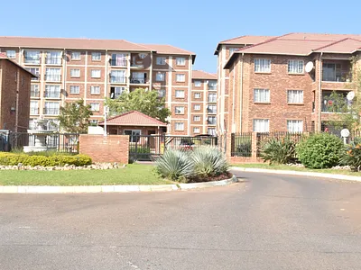 2 Bedroom Apartment For Sale in Akasia - 0145.webp