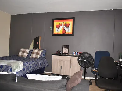 1 Bedroom Apartment For Sale in Pretoria - 2SiQ.webp