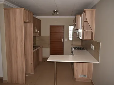 3 Bedroom Apartment For Sale in Pretoria - sDqe.webp
