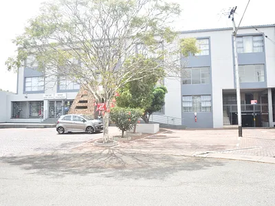 2 Bedroom Apartment For Sale in Pretoria - ywvI.webp
