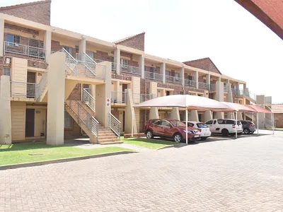 2 Bedroom Apartment For Sale in Akasia - jQtk.webp