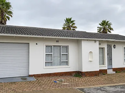 2 Bedroom House To Rent in Blue Downs - 8337.webp