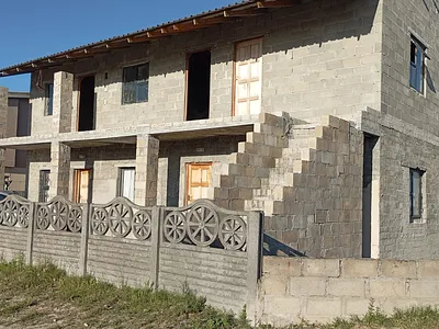 6 Bedroom House For Sale in Eersterivier - EnAP.webp