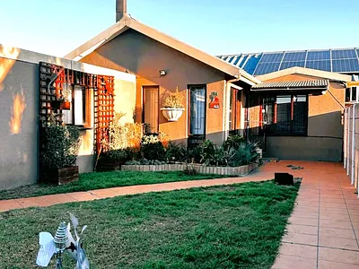 3 Bedroom House For Sale in Kuils River - JFl9.webp