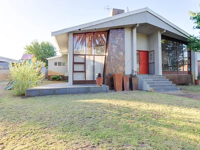 3 Bedroom House To Rent in Kuils River - mdP1.webp