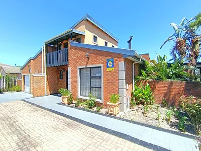 3 Bedroom House For Sale in Kuils River - fM4h.webp