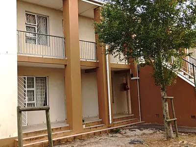 2 Bedroom Apartment For Sale in Blue Downs - WFmg.webp