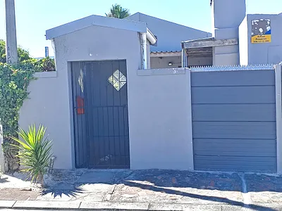 3 Bedroom House For Sale in Blue Downs - DHIo.webp