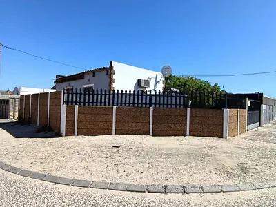 2 Bedroom House For Sale in Delft - Cbam.webp