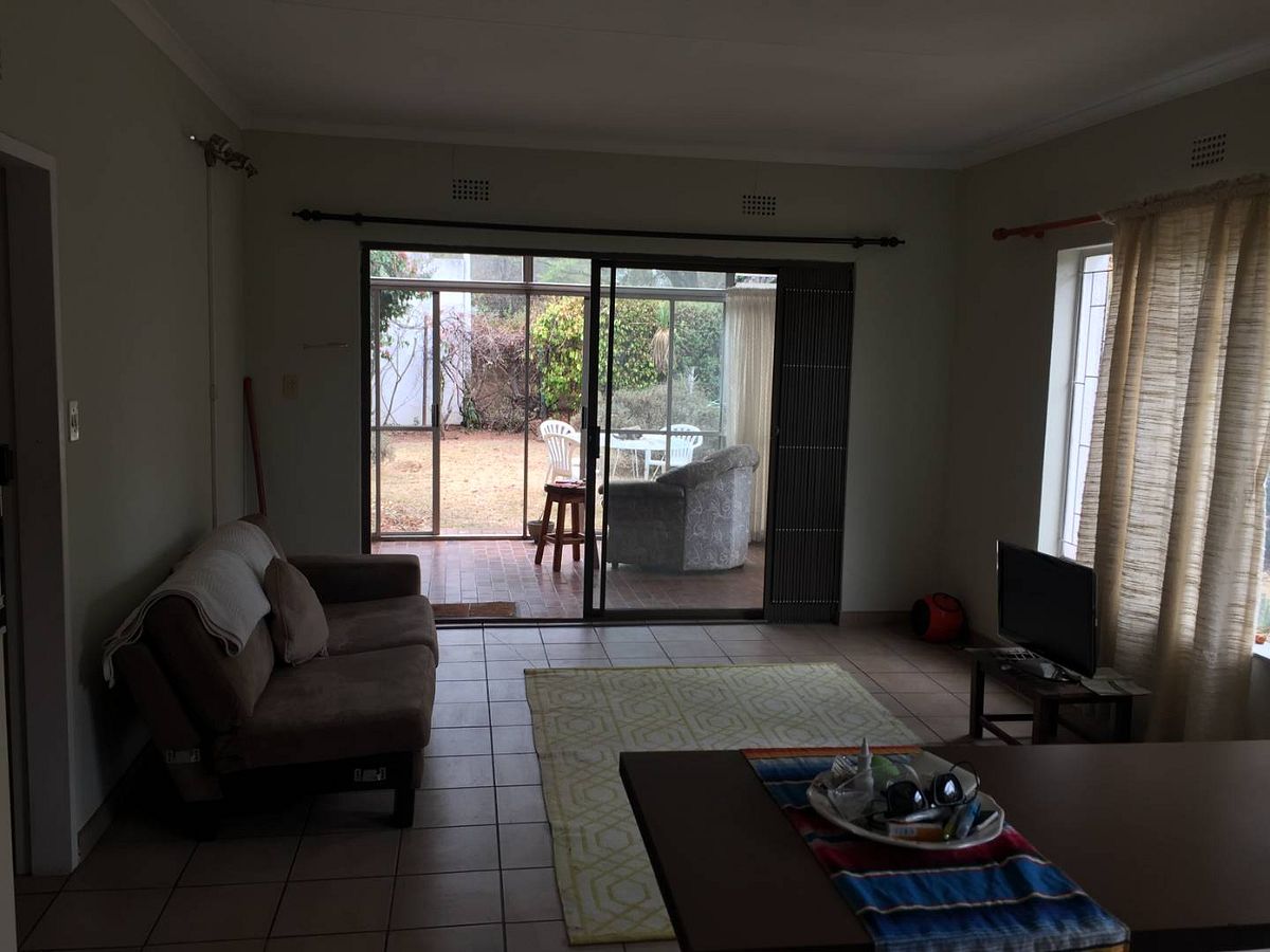 Property To Rent on Qwengo