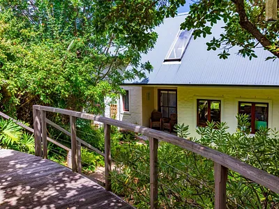 4 Bedroom House For Sale in Onrus, Hermanus - img