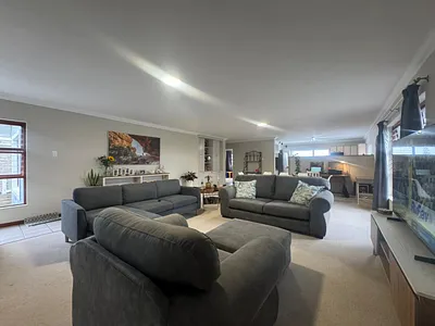 2 Bedroom House To Rent in Hermanus - oUcY.webp
