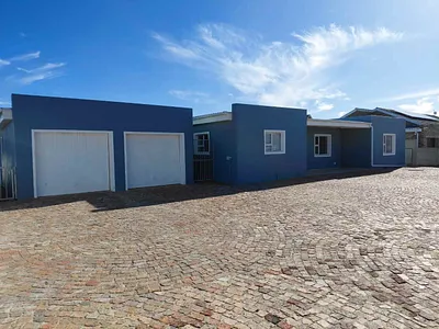 3 Bedroom House For Sale in Hermanus - DAdQ.webp