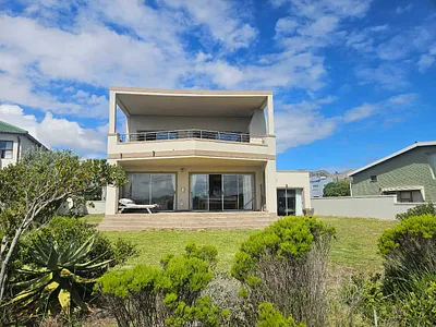3 Bedroom House To Rent in Pringle Bay - img