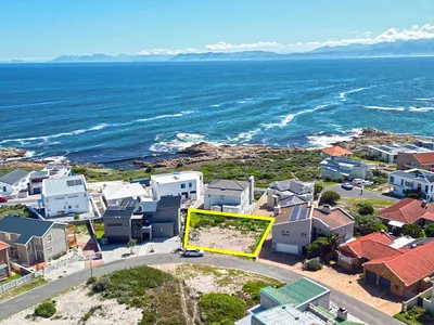 Vacant Land For Sale in Gansbaai - tJ78.webp
