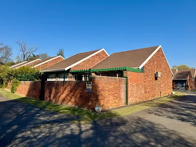 3 Bedroom Townhouse For Sale in Pietermaritzburg - ippJ.webp