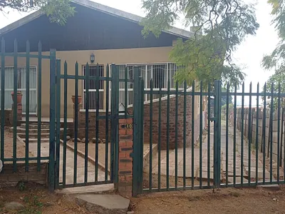 3 Bedroom House For Sale in Pietermaritzburg - z0xa.webp