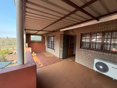 1 Bedroom Apartment For Sale in Pietermaritzburg - 9vnb.webp