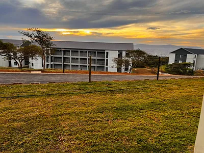 2 Bedroom Apartment For Sale in Pietermaritzburg - Qz4F.webp