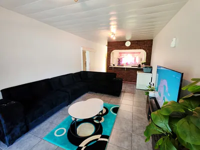 1 Bedroom Apartment For Sale in Pietermaritzburg - Dvz2.webp