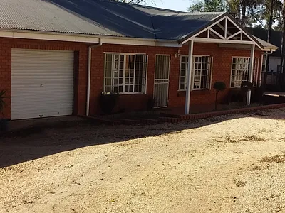 2 Bedroom Townhouse To Rent in Pietermaritzburg - 2CpB.webp