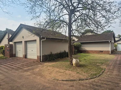 3 Bedroom Townhouse To Rent in Pietermaritzburg - iMR7.webp