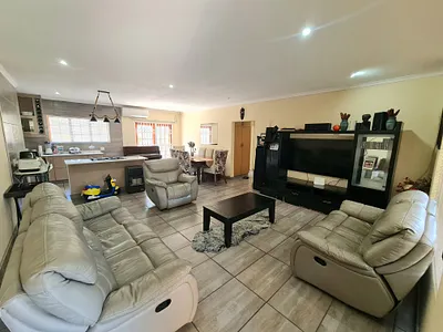 3 Bedroom Townhouse For Sale in Pietermaritzburg - OLbt.webp