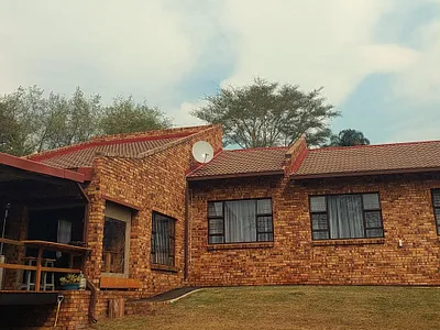 4 Bedroom House For Sale in Pietermaritzburg - hToO.webp
