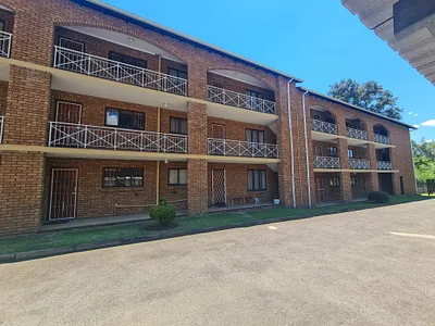 2 Bedroom Apartment For Sale in Pietermaritzburg - uAHq.webp