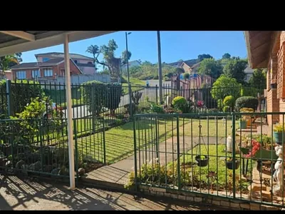 4 Bedroom House For Sale in Pietermaritzburg - atBX.webp