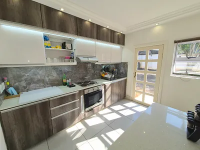 2 Bedroom Apartment For Sale in Pietermaritzburg - fBto.webp