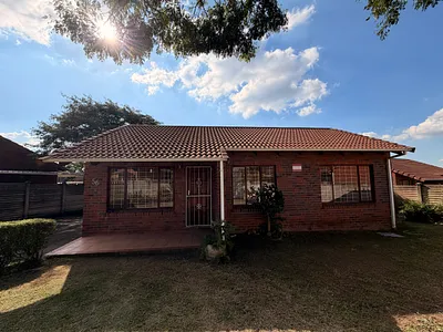 3 Bedroom Townhouse For Sale in Pietermaritzburg - fCPX.webp