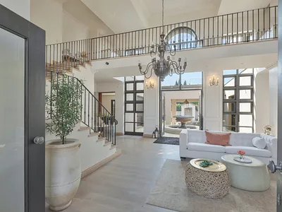 4 Bedroom House For Sale in Sandton - t5HJ.webp