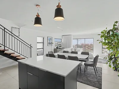 3 Bedroom Townhouse For Sale in Sandton - ekLh.webp