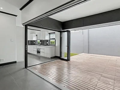 3 Bedroom Townhouse For Sale in Sandton - Dv3g.webp