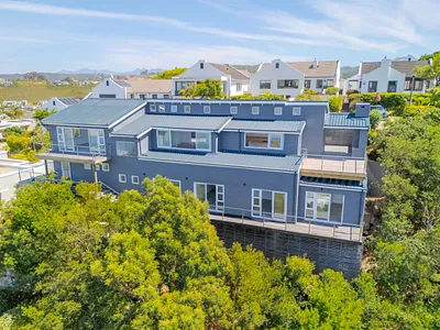 5 Bedroom House For Sale in Knysna - img
