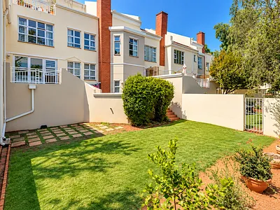 2 Bedroom Apartment To Rent in Johannesburg - P3QL.webp
