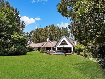 6 Bedroom House For Sale in Vanderbijlpark - MnA9.webp