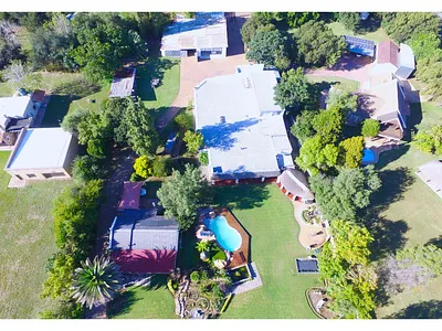 5 Bedroom House For Sale in Vanderbijlpark - 8bMT.webp