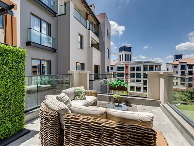2 Bedroom Apartment For Sale in Midrand - qMob.webp