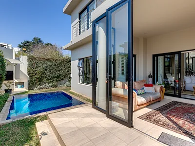4 Bedroom House For Sale in Sandton - 43Kx.webp