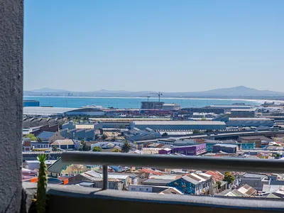 2 Bedroom Apartment For Sale in Cape Town - YFGK.webp