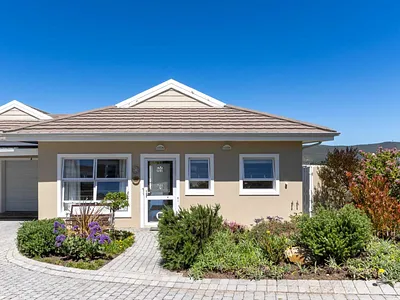 1 Bedroom Townhouse For Sale in Knysna - n0Jr.webp