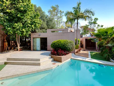 2 Bedroom Townhouse For Sale in Randburg - img