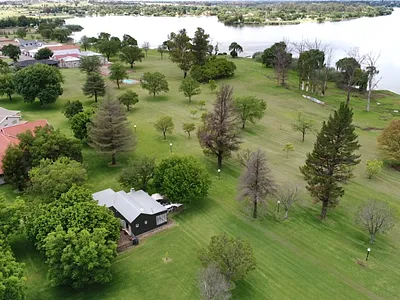 3 Bedroom House For Sale in Vanderbijlpark - Y4jj.webp