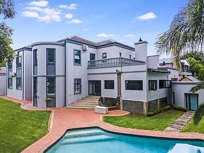 6 Bedroom House For Sale in Sandton - isM8.webp