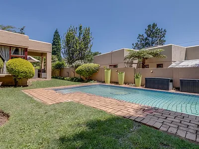 4 Bedroom Townhouse To Rent in Sandton - img